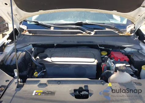 2021 Jeep Compass Trailhawk 4X4 from USA, damaged, VIN 3C4NJDDB2MT572296